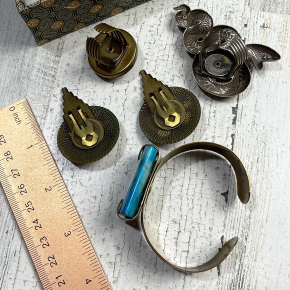 Jan Michaels Collectibles Bundle - Picture 14 of 15